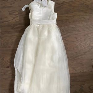 David’s Bridal Girls 8 Bridal Wedding